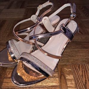 Rose gold diamond wedges- brand new!